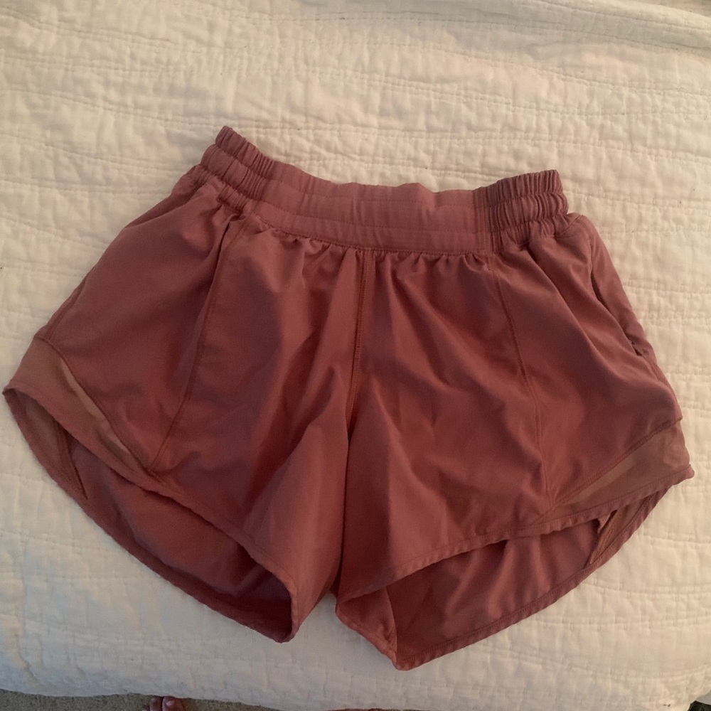 Lululemon Hotty Hot Short